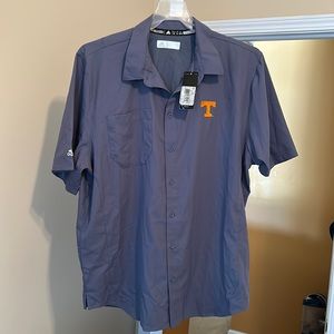 Casual shirt sleeve University of Tennessee button down… Brand new